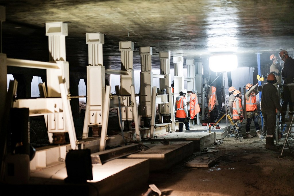 Featured image for “Demolition shoring – Site Ligne 3 Tramway Porte de Champerret, 75”
