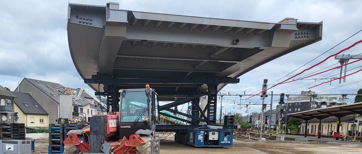 Featured image for “Plateaux HD et palées d’appuis provisoires, Gare de Bettembourg, Luxembourg”