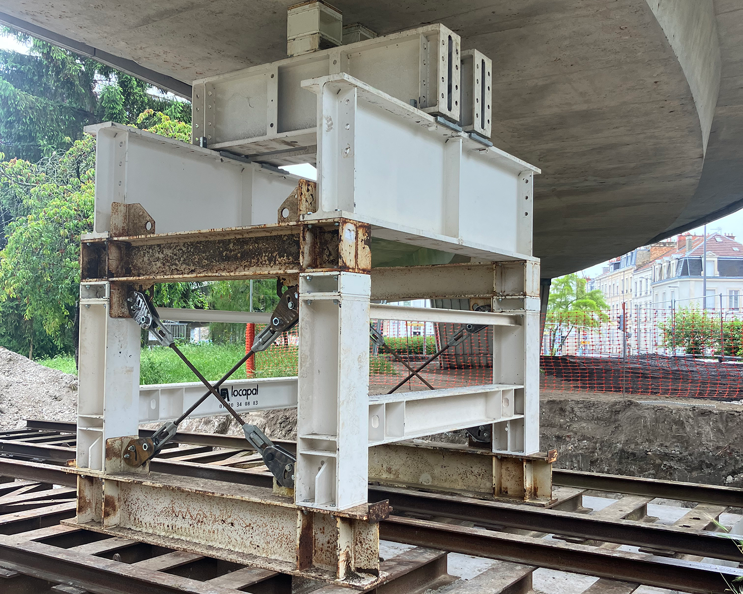 Featured image for “Sous-étaiement, déconstruction Pont Charles de Gaulle, Reims”